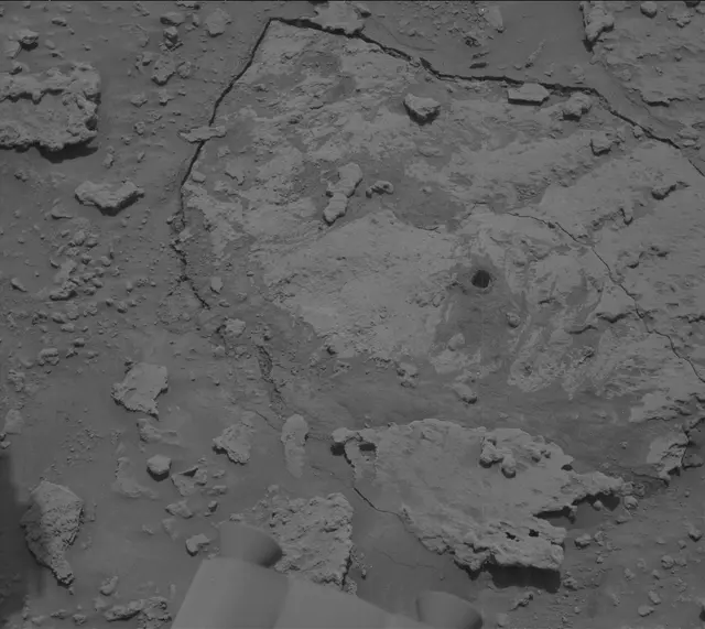 Sol 3682: Mast Camera (Mastcam)