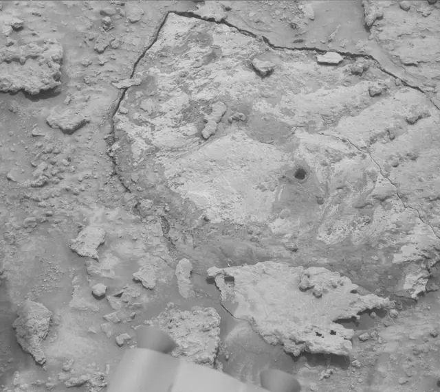Sol 3682: Mast Camera (Mastcam)