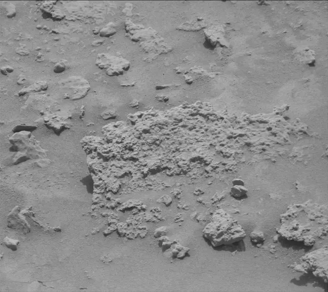 Sol 3682: Mast Camera (Mastcam)
