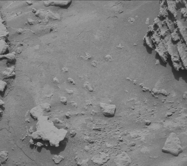 Sol 3682: Mast Camera (Mastcam)