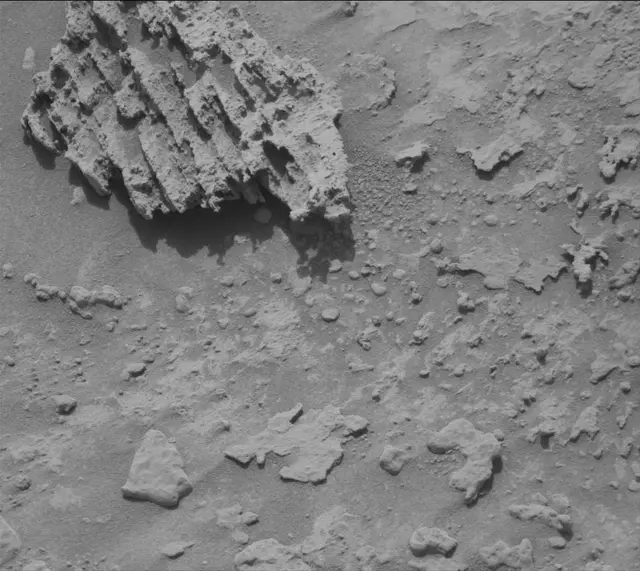Sol 3682: Mast Camera (Mastcam)