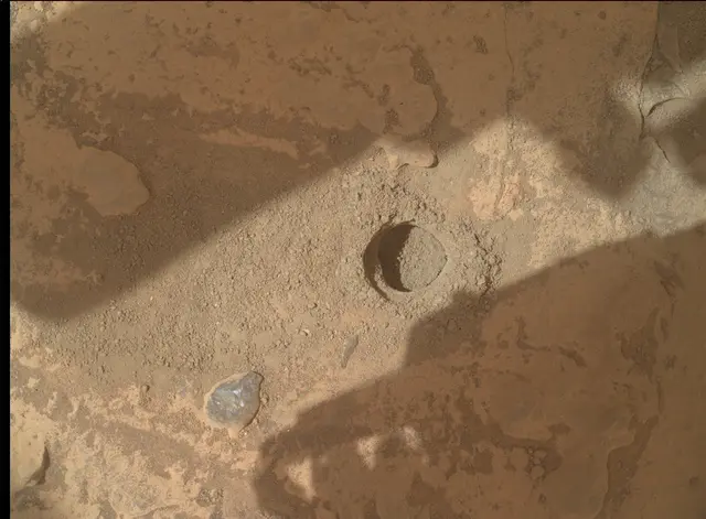 Sol 3682: Mars Hand Lens Imager (MAHLI)