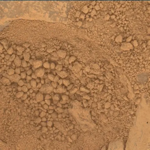 Sol 3682: Mars Hand Lens Imager (MAHLI)