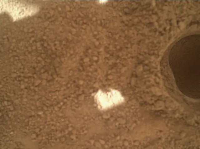 Sol 3682: Mars Hand Lens Imager (MAHLI)