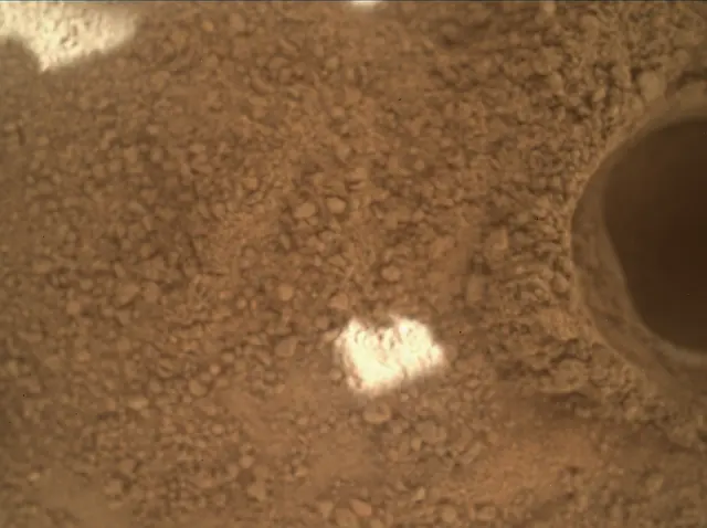 Sol 3682: Mars Hand Lens Imager (MAHLI)