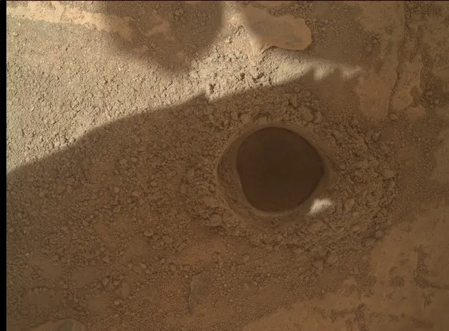 Sol 3682: Mars Hand Lens Imager (MAHLI)