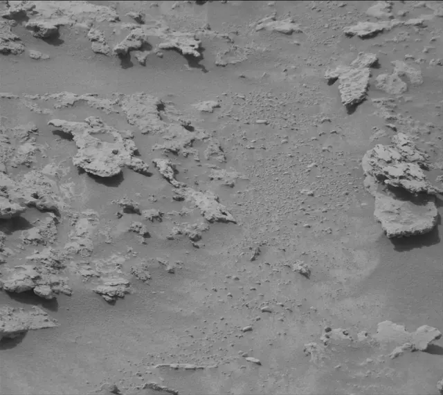 Sol 3683: Mast Camera (Mastcam)