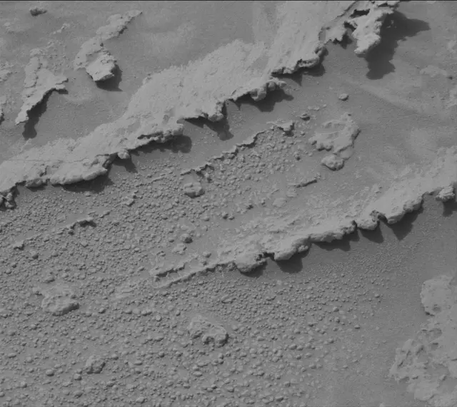 Sol 3683: Mast Camera (Mastcam)