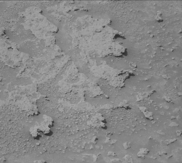 Sol 3683: Mast Camera (Mastcam)