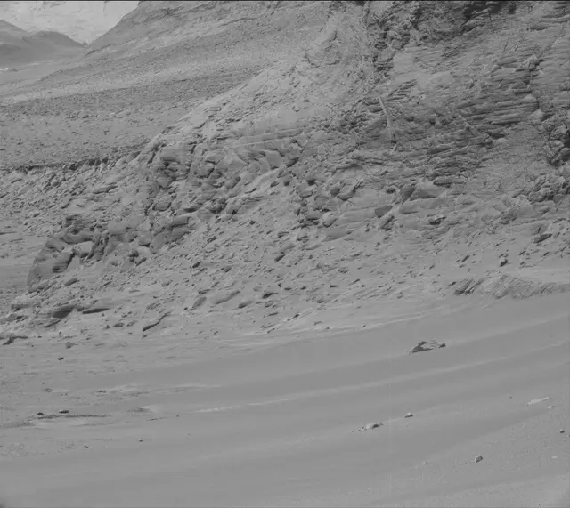 Sol 3684: Mast Camera (Mastcam)