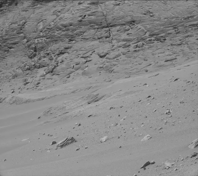 Sol 3684: Mast Camera (Mastcam)