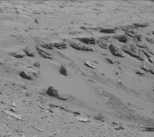 Sol 3684: Mast Camera (Mastcam)