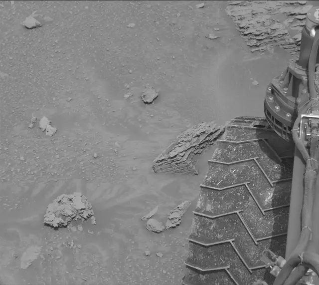 Sol 3684: Mast Camera (Mastcam)