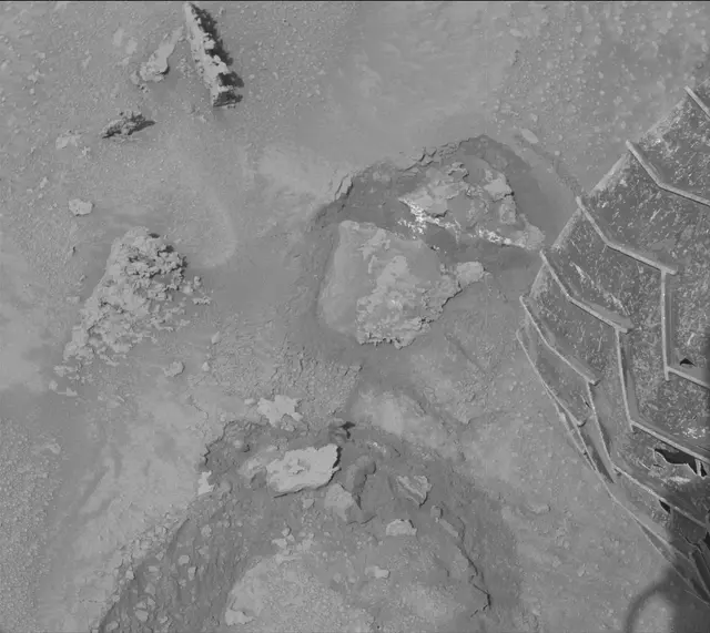 Sol 3684: Mast Camera (Mastcam)