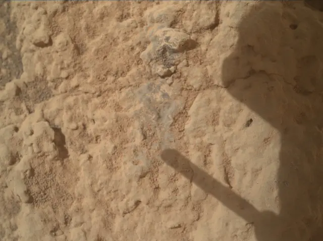 Sol 3684: Mars Hand Lens Imager (MAHLI)