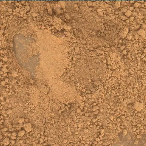 Sol 3684: Mars Hand Lens Imager (MAHLI)