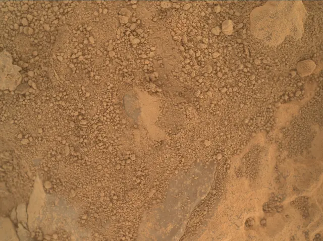 Sol 3684: Mars Hand Lens Imager (MAHLI)