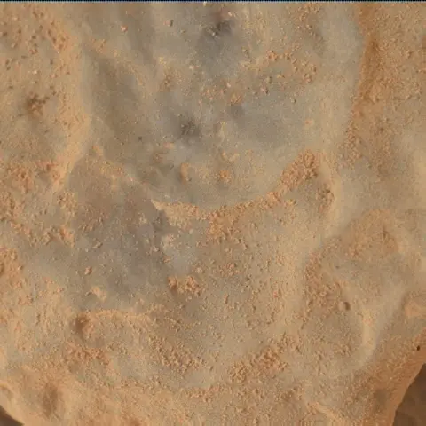 Sol 3684: Mars Hand Lens Imager (MAHLI)