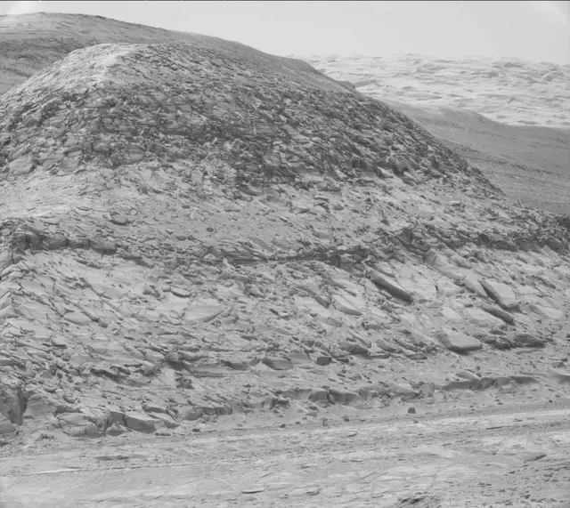 Sol 3687: Mast Camera (Mastcam)