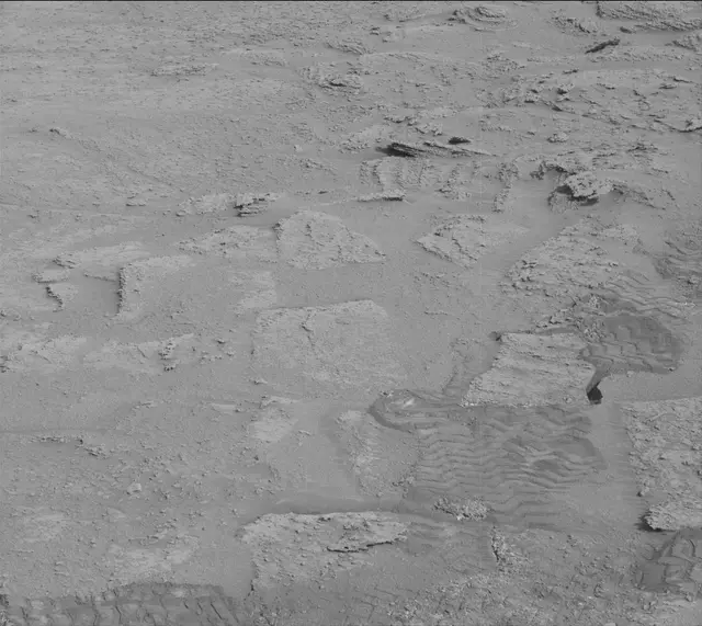Sol 3687: Mast Camera (Mastcam)