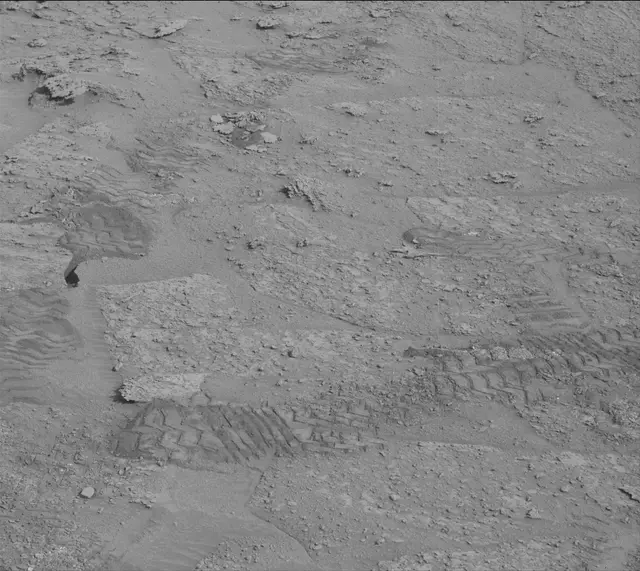 Sol 3687: Mast Camera (Mastcam)