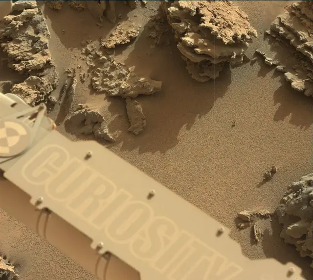 Sol 3687: Mast Camera (Mastcam)