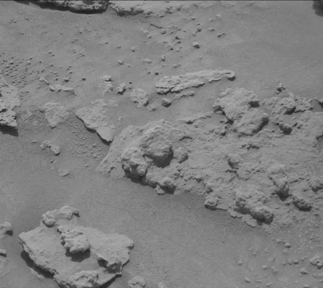 Sol 3687: Mast Camera (Mastcam)
