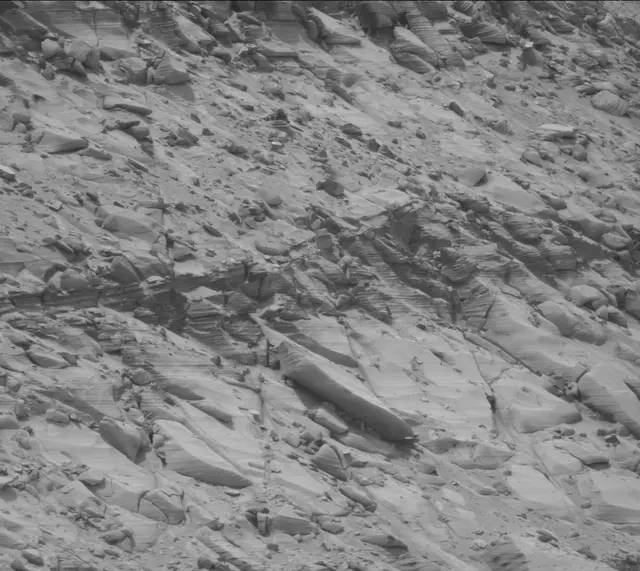 Sol 3687: Mast Camera (Mastcam)