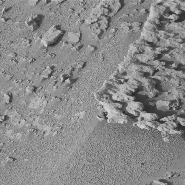 Sol 3687: Mast Camera (Mastcam)