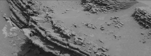 Sol 3688: Mast Camera (Mastcam)