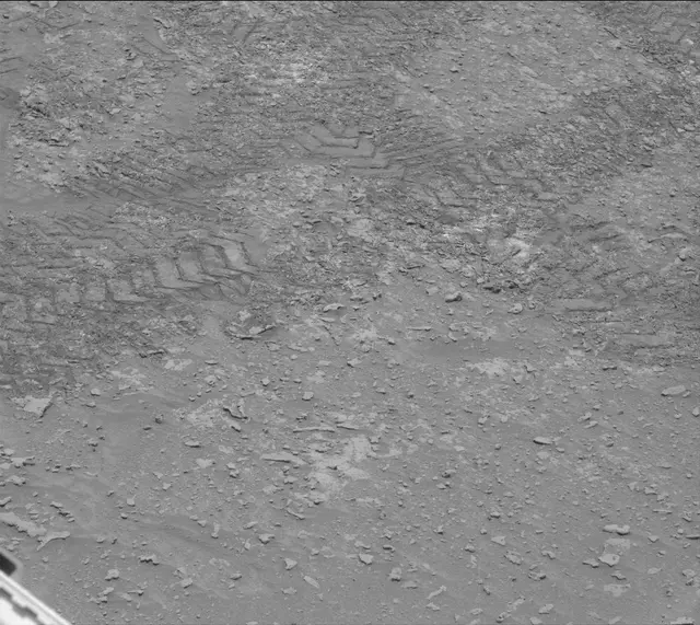 Sol 3688: Mast Camera (Mastcam)