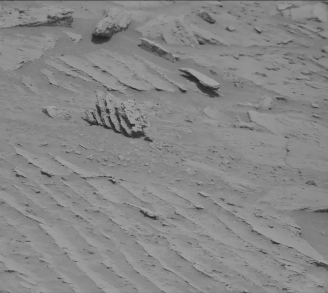Sol 3688: Mast Camera (Mastcam)