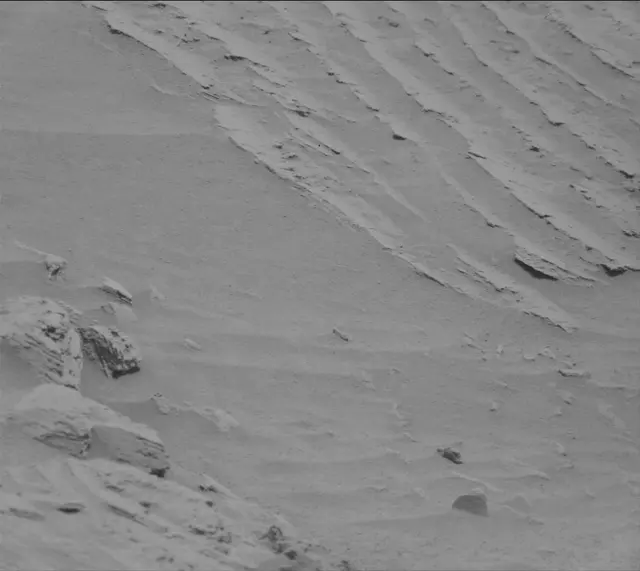 Sol 3688: Mast Camera (Mastcam)