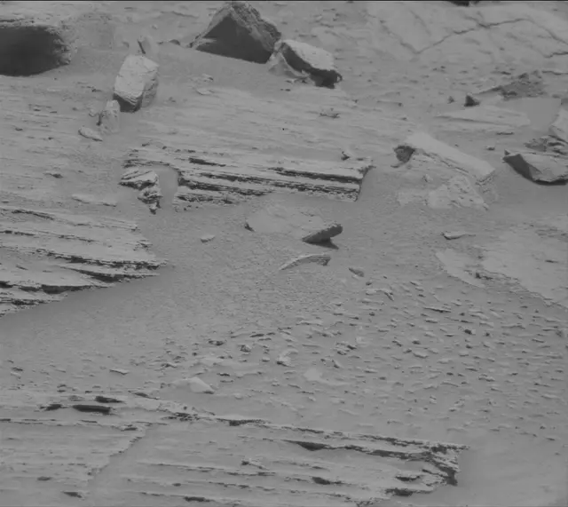 Sol 3688: Mast Camera (Mastcam)