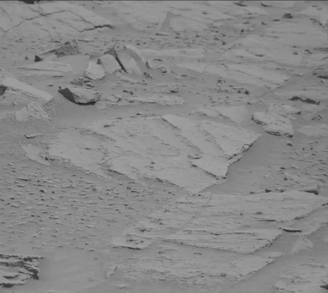 Sol 3688: Mast Camera (Mastcam)
