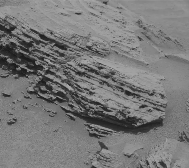 Sol 3688: Mast Camera (Mastcam)