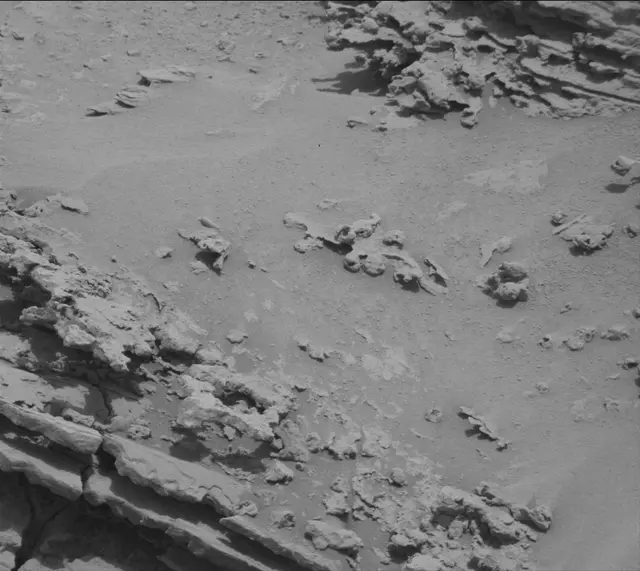 Sol 3688: Mast Camera (Mastcam)
