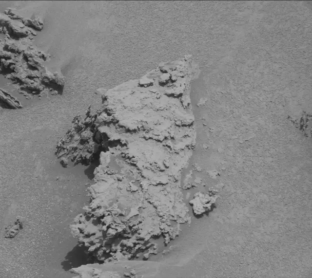 Sol 3688: Mast Camera (Mastcam)