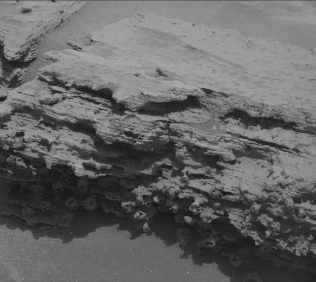 Sol 3688: Mast Camera (Mastcam)