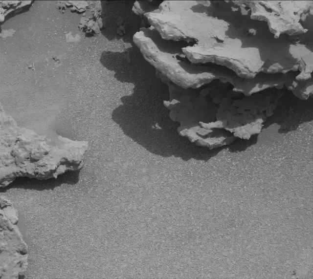Sol 3688: Mast Camera (Mastcam)