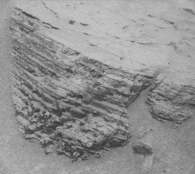Sol 3688: Mast Camera (Mastcam)
