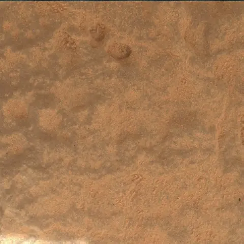 Sol 3688: Mars Hand Lens Imager (MAHLI)