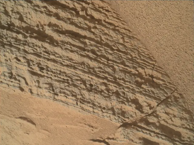Sol 3688: Mars Hand Lens Imager (MAHLI)