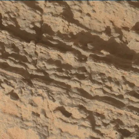 Sol 3688: Mars Hand Lens Imager (MAHLI)