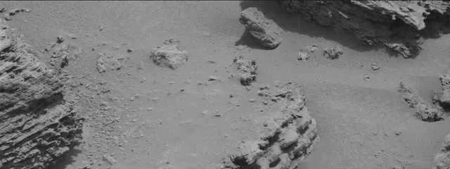 Sol 3689: Mast Camera (Mastcam)