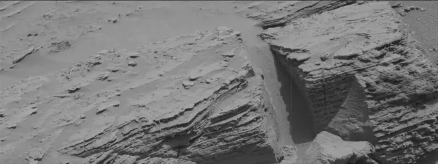 Sol 3689: Mast Camera (Mastcam)