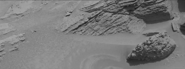 Sol 3689: Mast Camera (Mastcam)