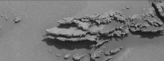 Sol 3689: Mast Camera (Mastcam)