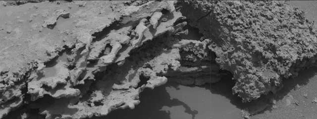 Sol 3689: Mast Camera (Mastcam)