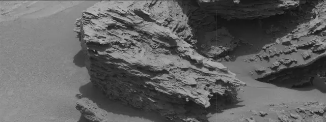 Sol 3689: Mast Camera (Mastcam)